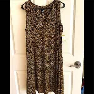 NWT Ann Klein dress. Black gold print.